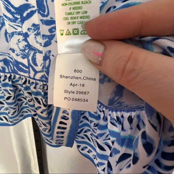 Lilly Pulitzer Gramercy Blue and White Tank Top, size XS - Picture 4 of 8